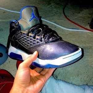 Jordan’s 8.5 color blue